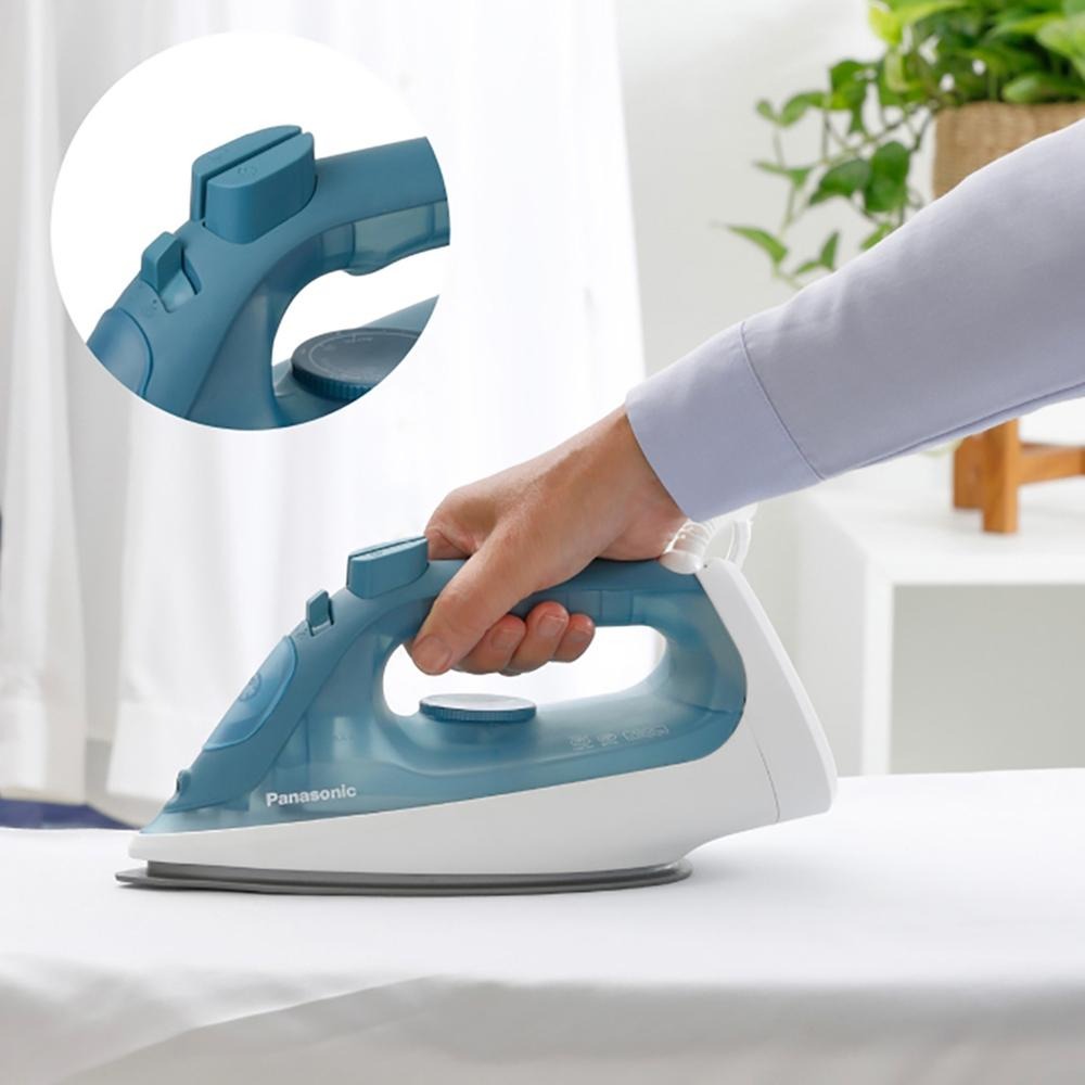Panasonic NI-S430 Steam Iron with Powerful Steam Quick And Easy